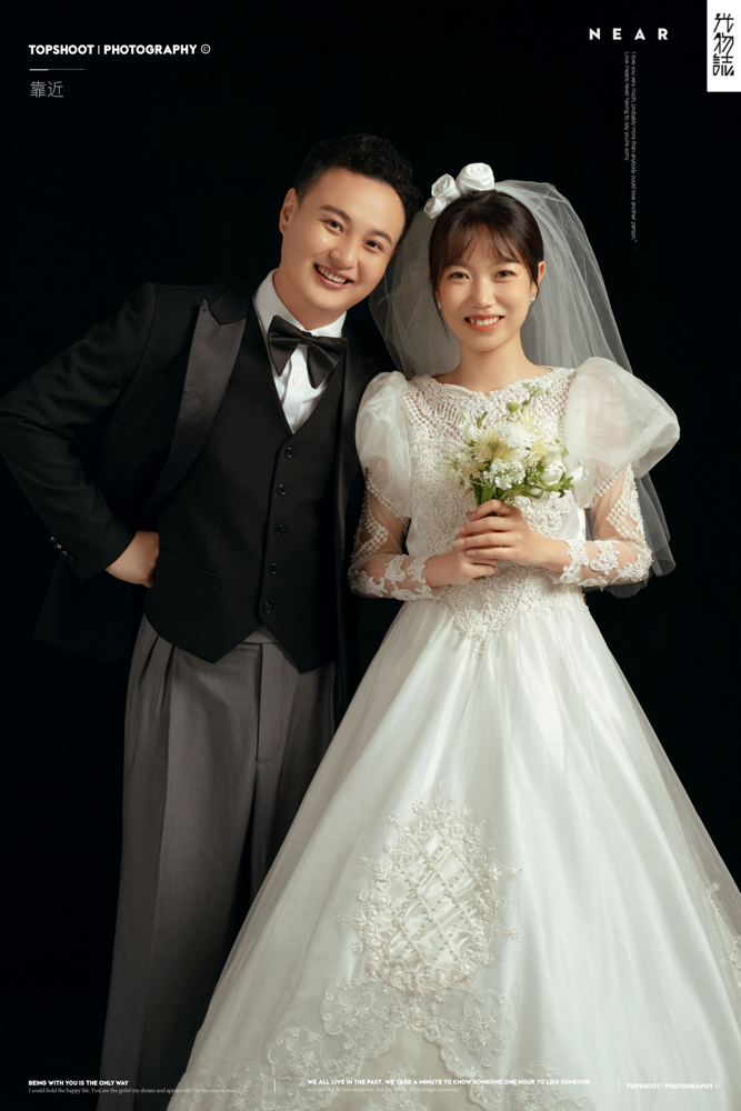 极致情绪！向轩辰先生许可欣女士甜蜜新鲜式婚纱照、极简棚拍、正林、眼睛就是测光仪，任何场地都能发挥成MVP、婚纱照