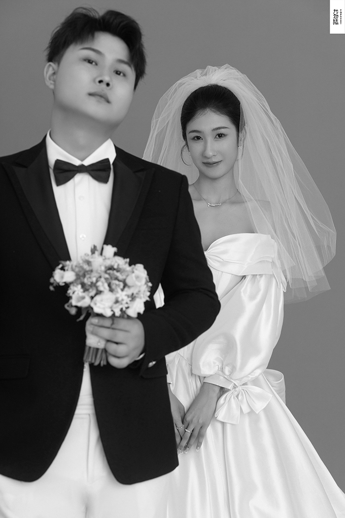 极致情绪！田润泽先生张佩金女士极简棚拍婚纱照、极简棚拍、、、婚纱照