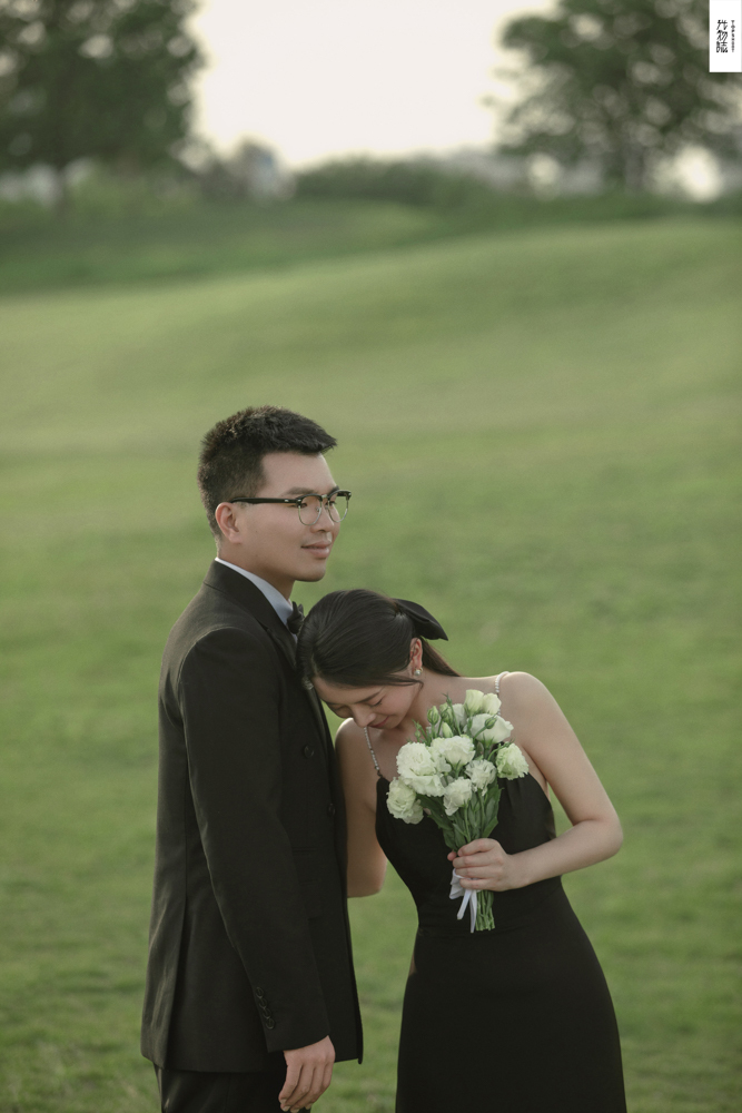 爱情电影。李明先生江凡女士氛围森系婚纱照、氛围森系、、、婚纱照