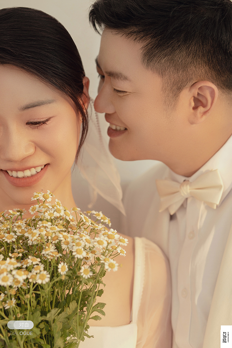 倪思跃先生金鑫女士极简棚拍婚纱照、极简棚拍、张俊杨Yinan、我想给你拍张照、婚纱照