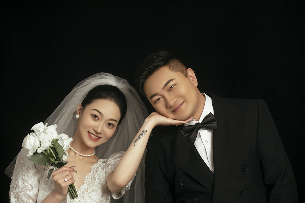 极致情绪！姜雷磊先生王艺凯女士极简棚拍婚纱照、极简棚拍、、、婚纱照