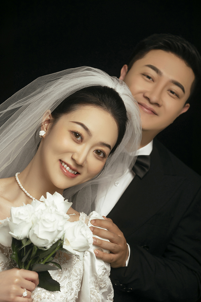 极致情绪！姜雷磊先生王艺凯女士极简棚拍婚纱照、极简棚拍、、、婚纱照