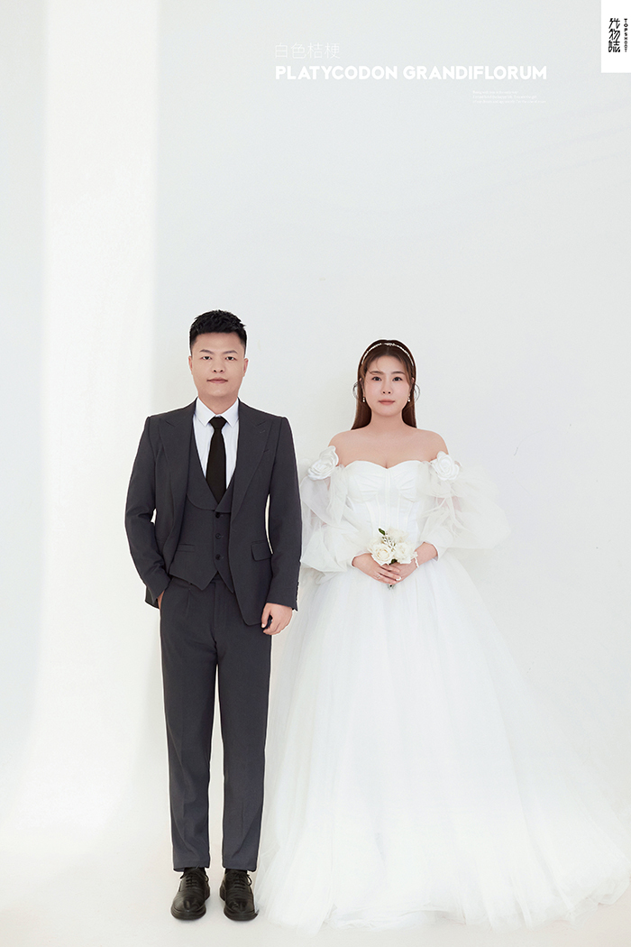 炒鸡甜~白杰先生白雪女士极简棚拍婚纱照、极简棚拍、、、婚纱照