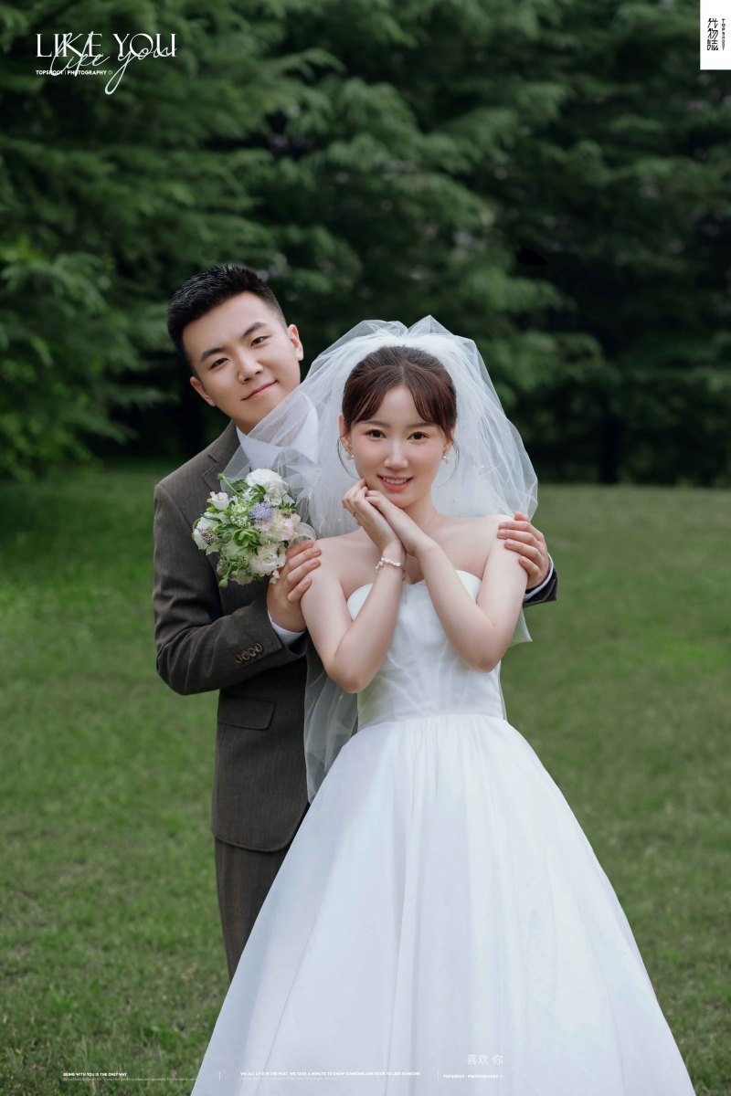 超级甜腻！王卓麟先生丁宛钰女士氛围森系婚纱照、氛围森系、艾辰、偷偷练过读心术，精准预判每一个想法，细腻到心里、婚纱照