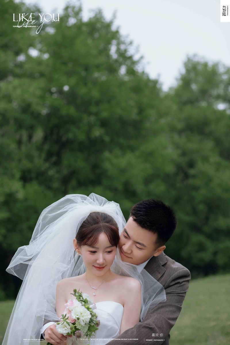 超级甜腻！王卓麟先生丁宛钰女士氛围森系婚纱照、氛围森系、艾辰、偷偷练过读心术，精准预判每一个想法，细腻到心里、婚纱照