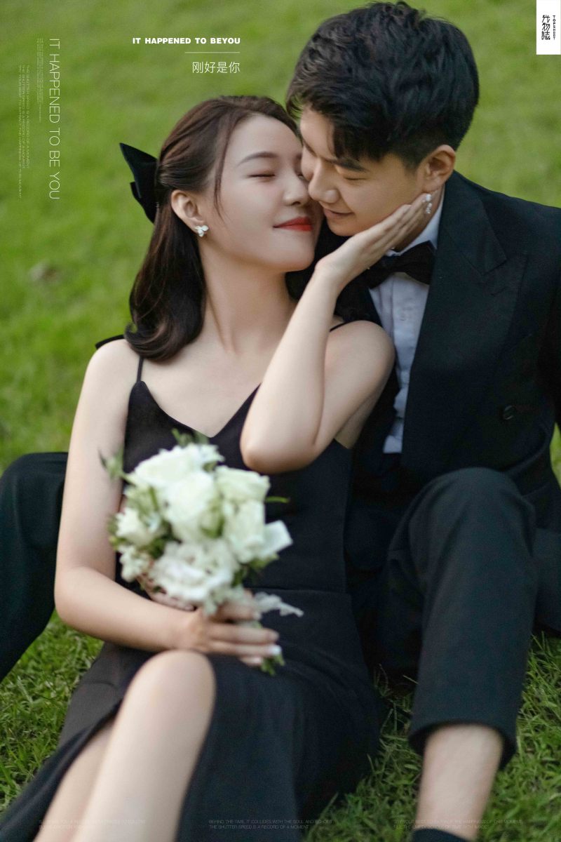 美到心里~陈蹇琨先生梁萧尹女士氛围森系婚纱照、氛围森系、木子、唠嗑型选手，构图多变、情绪拿捏，特写YYDS、婚纱照