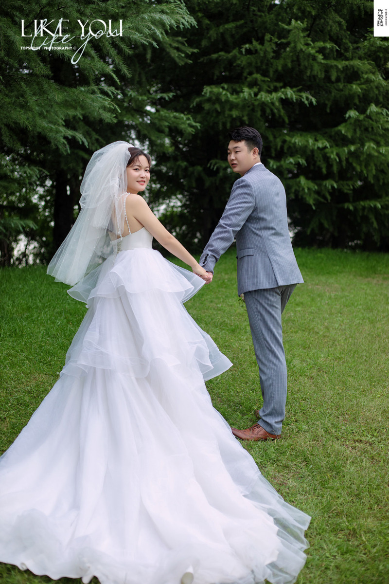 小小小清新:)仇富臻先生惠怡亮女士氛围森系婚纱照、氛围森系、、、婚纱照