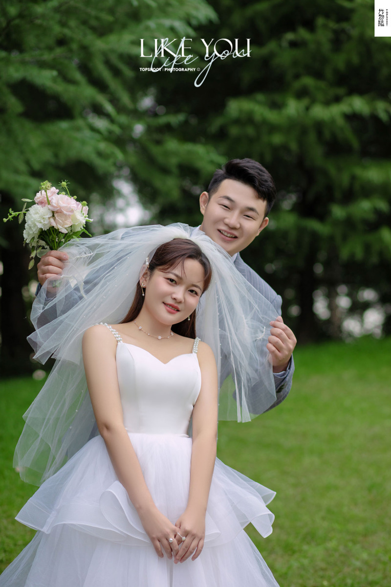 小小小清新:)仇富臻先生惠怡亮女士氛围森系婚纱照、氛围森系、、、婚纱照