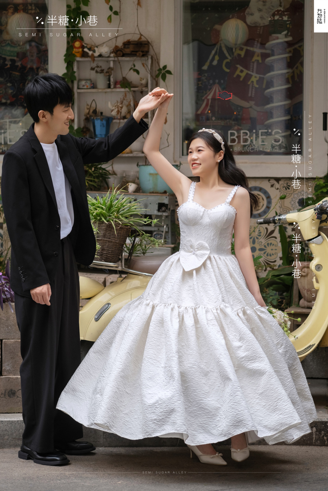 极致情绪！李强先生王思米女士物誌生活婚纱照、物誌生活、正林、眼睛就是测光仪，任何场地都能发挥成MVP、婚纱照
