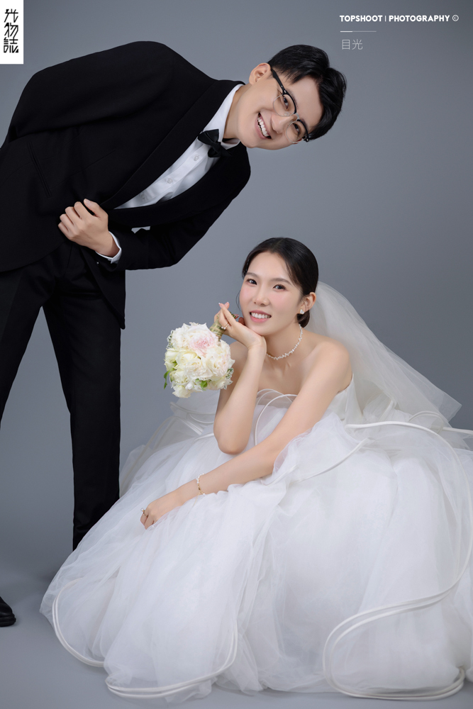美到心里~陈先生何女士极简棚拍婚纱照、极简棚拍  极简棚拍、刘康、六边形战士，不止是沟通，拍摄想法，创造思维样样拿捏。、婚纱照