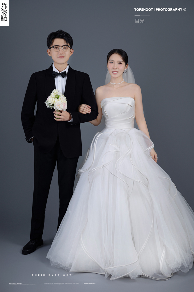 美到心里~陈先生何女士极简棚拍婚纱照、极简棚拍  极简棚拍、刘康、六边形战士，不止是沟通，拍摄想法，创造思维样样拿捏。、婚纱照