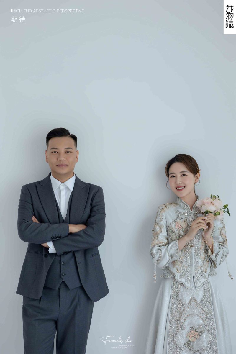 爱了~爱了~李明凯先生张怡心女士极简棚拍婚纱照、极简棚拍、韩松、行走的放大镜，现场细节，姿态指导的掌控者、婚纱照