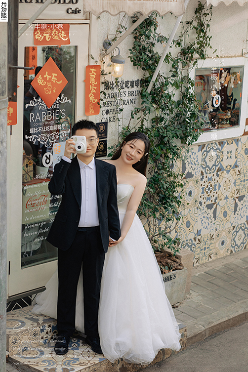 新鲜出炉:)王宴章先生刘佳甜女士物誌生活婚纱照、物誌生活、、、婚纱照