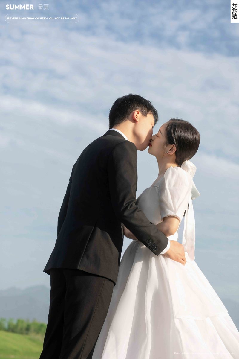 太太太太可了~~！阎先生曹女士氛围森系婚纱照、氛围森系、韩松、行走的放大镜，现场细节，姿态指导的掌控者、婚纱照