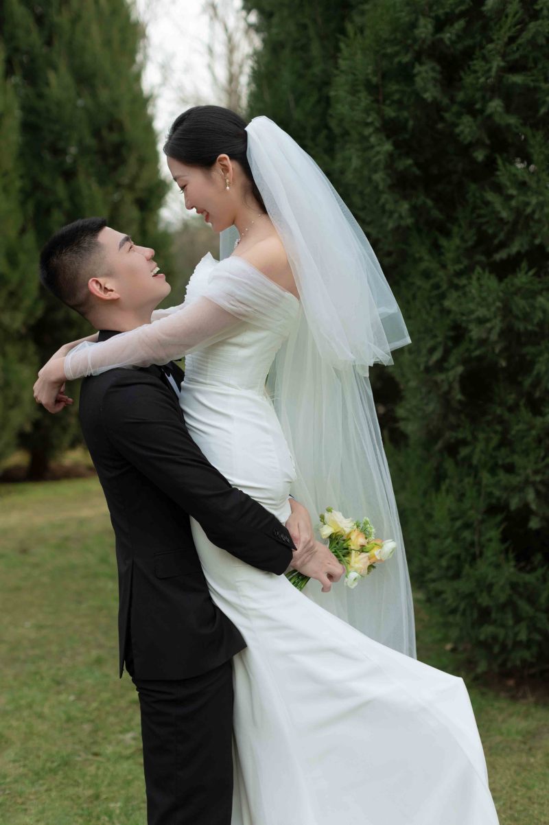 幸福感爆棚李英杰先生王昱璇女士氛围森系婚纱照、氛围森系、韩松、行走的放大镜，现场细节，姿态指导的掌控者、婚纱照