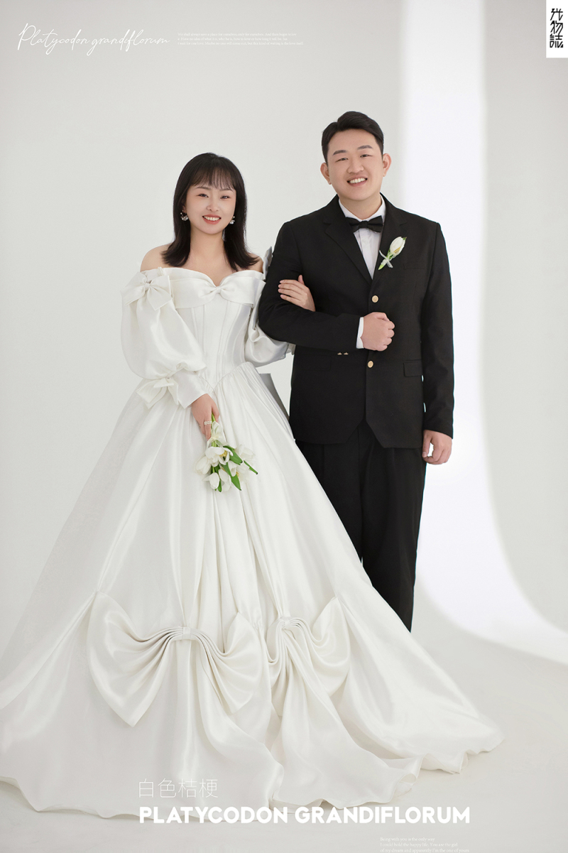 炒鸡甜~翟冲先生张芮女士极简棚拍婚纱照、极简棚拍、、、婚纱照