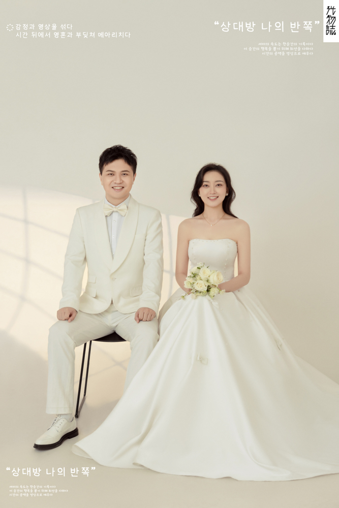 太太太太可了~~！薛晋川先生胡媛女士极简棚拍婚纱照、极简棚拍、刘雨鑫、天赋型选手，拥有一双摄影眼，每一个细节点尽在掌握、婚纱照