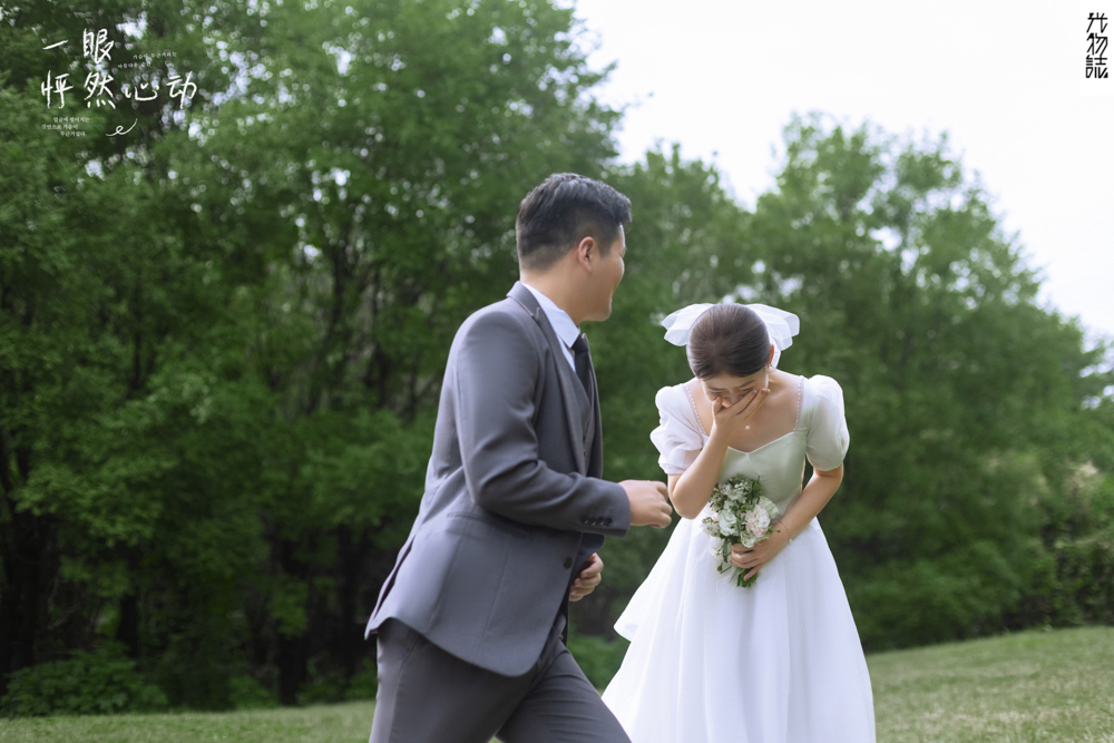 看一点小甜蜜~李冠达先生苏听晚氛围森系婚纱照、氛围森系、刘雨鑫、天赋型选手，拥有一双摄影眼，每一个细节点尽在掌握、婚纱照