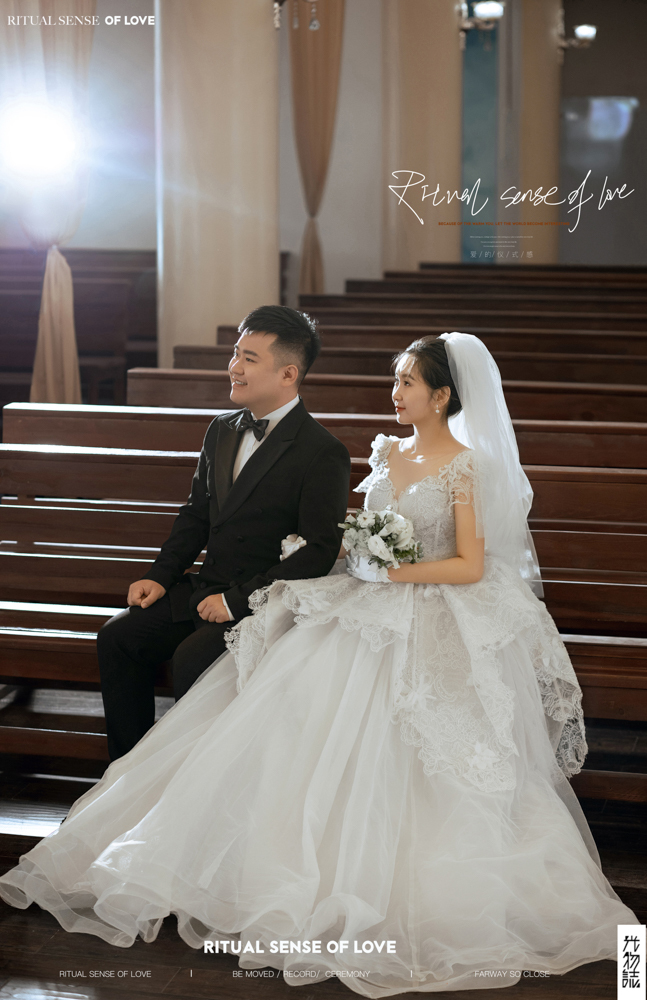 爱情电影。何川先生谢冰杰女士物誌生活婚纱照、物誌生活、徐才皓、好像在听单口相声，开心到直不起腰，幸福感MAX、婚纱照
