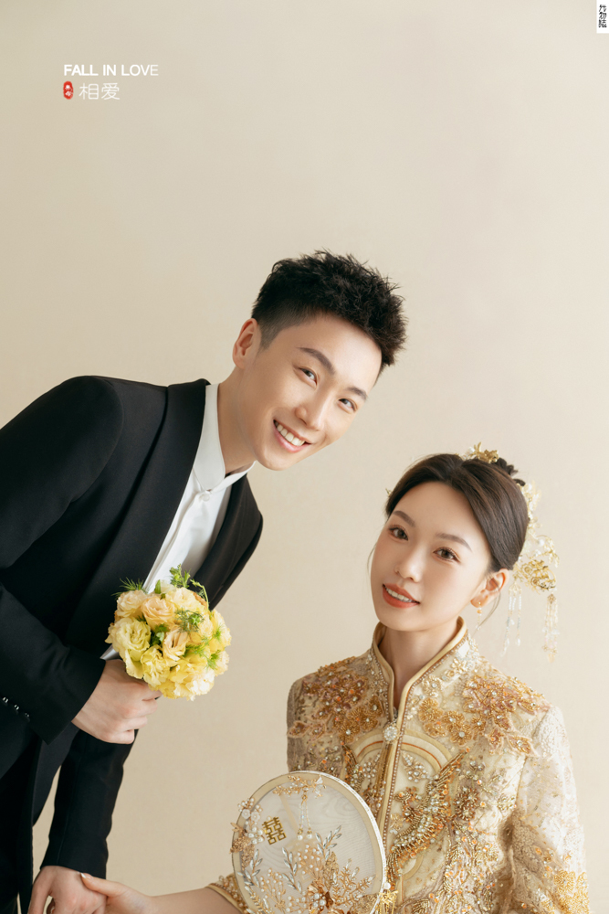 爱了~爱了~张先生付女士极简棚拍婚纱照、极简棚拍、刘康、六边形战士，不止是沟通，拍摄想法，创造思维样样拿捏。、婚纱照