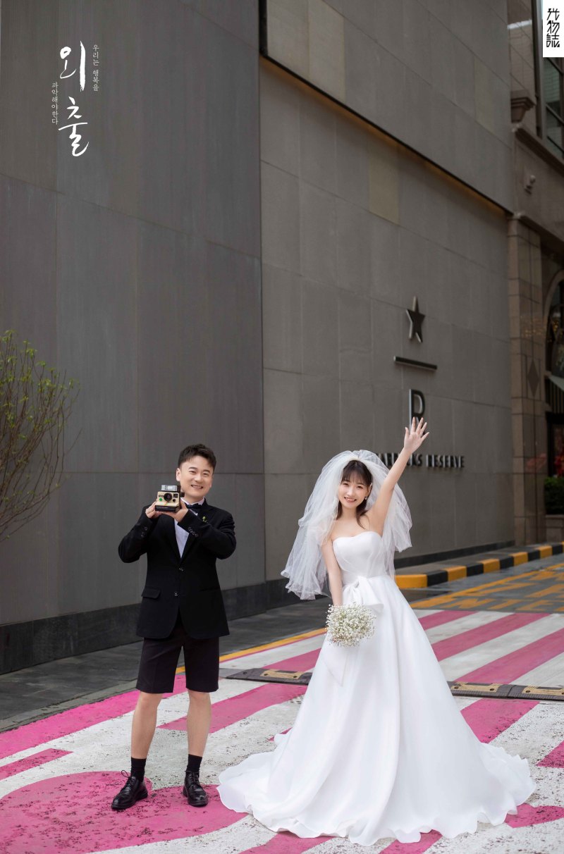 超级甜腻！李磊先生赵雪嫚女士物誌生活婚纱照、物誌生活  物誌生活、艾辰、偷偷练过读心术，精准预判每一个想法，细腻到心里、婚纱照