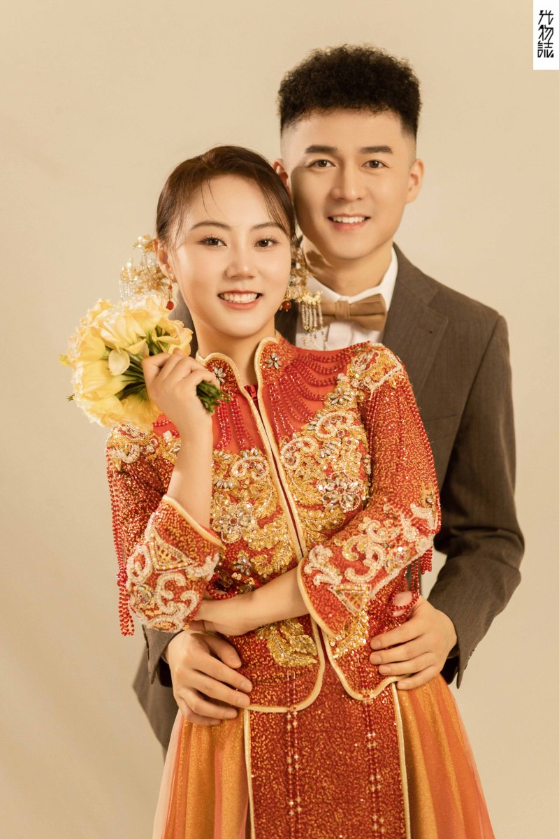 今日婚纱OOTD.孙杰 先生王敏女士中式传承婚纱照、中式传承、木子、唠嗑型选手，构图多变、情绪拿捏，特写YYDS、婚纱照