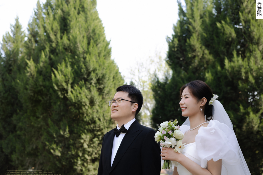 简单爱爱爱❤️何伟超先生郑聪女士氛围森系婚纱照、氛围森系、徐才皓、好像在听单口相声，开心到直不起腰，幸福感MAX、婚纱照