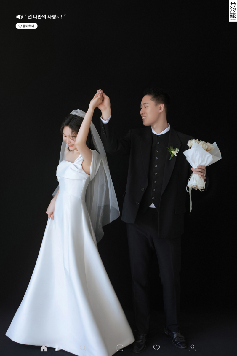 极致情绪！刘同雨先生陈璐女士极简棚拍婚纱照、极简棚拍、艾辰、偷偷练过读心术，精准预判每一个想法，细腻到心里、婚纱照