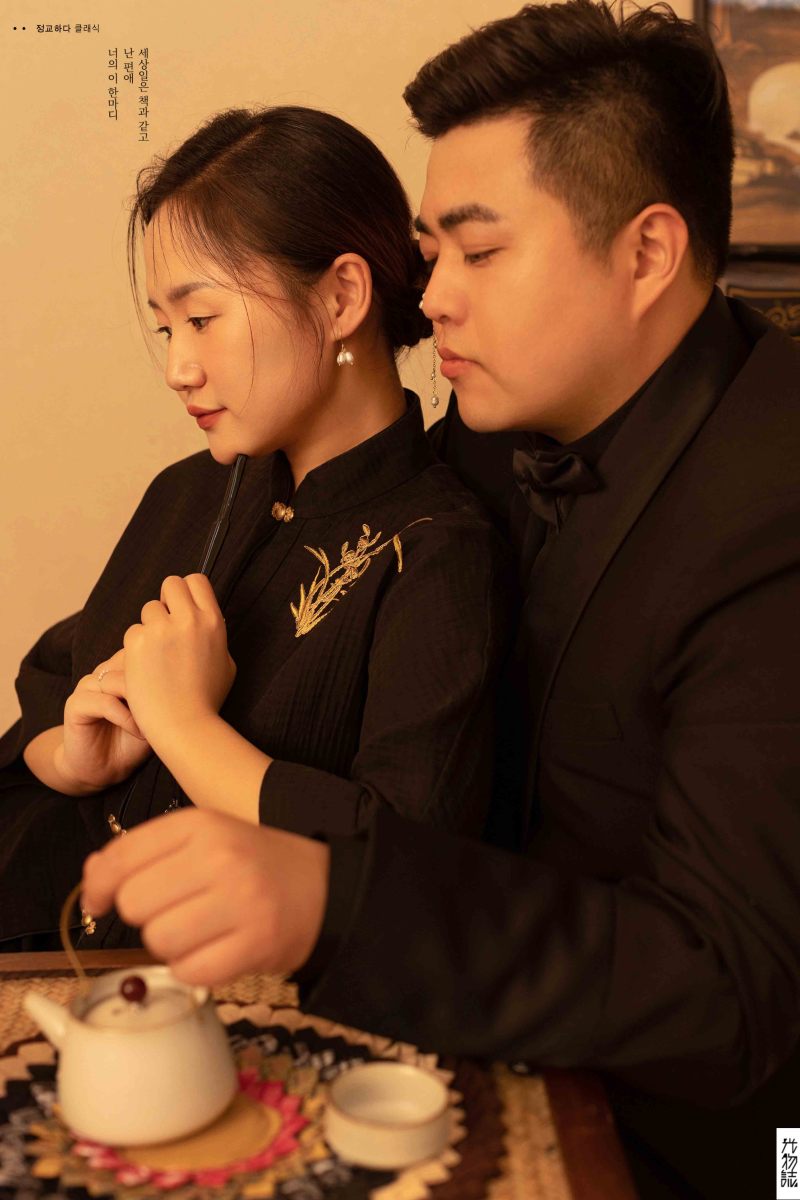 新鲜出炉:)曹帅先生马珂女士怀旧复古婚纱照、怀旧复古、韩松、行走的放大镜，现场细节，姿态指导的掌控者、婚纱照