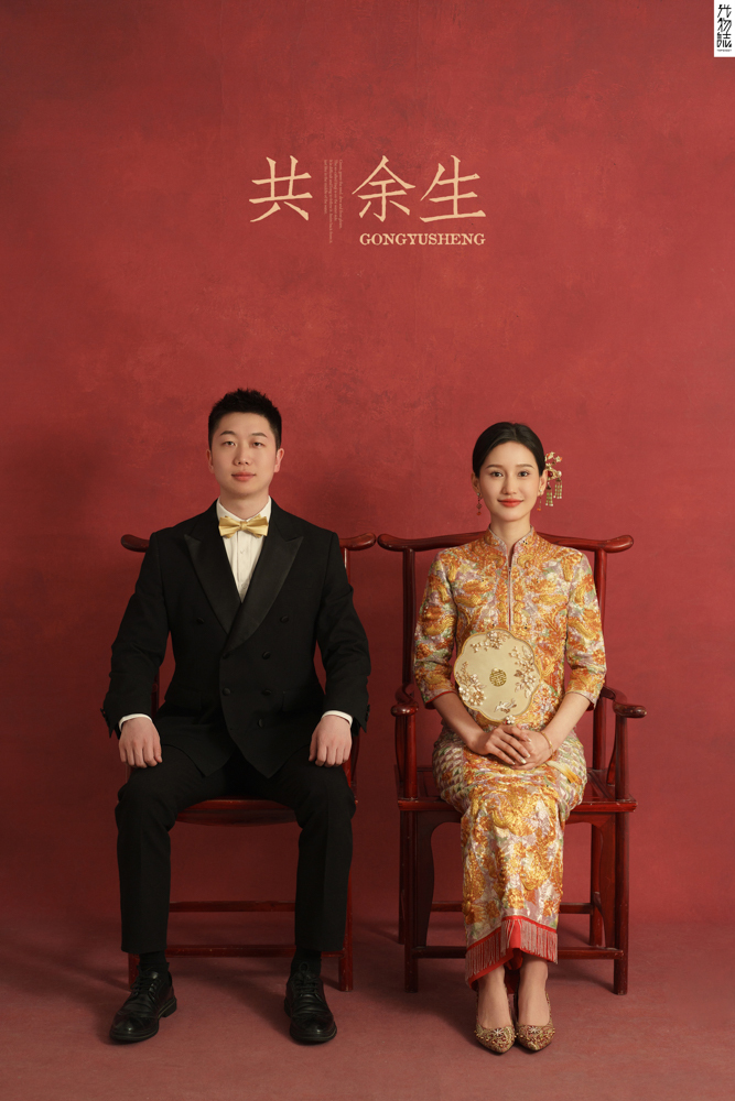 新鲜出炉:)王先生刘女士极简棚拍婚纱照、极简棚拍、刘康、六边形战士，不止是沟通，拍摄想法，创造思维样样拿捏。、婚纱照