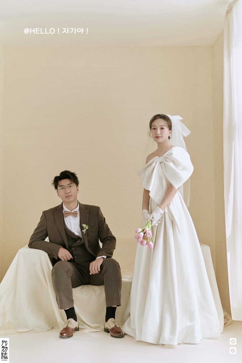 腾格尔先生赵瑾女士极简棚拍婚纱照、极简棚拍、、、婚纱照