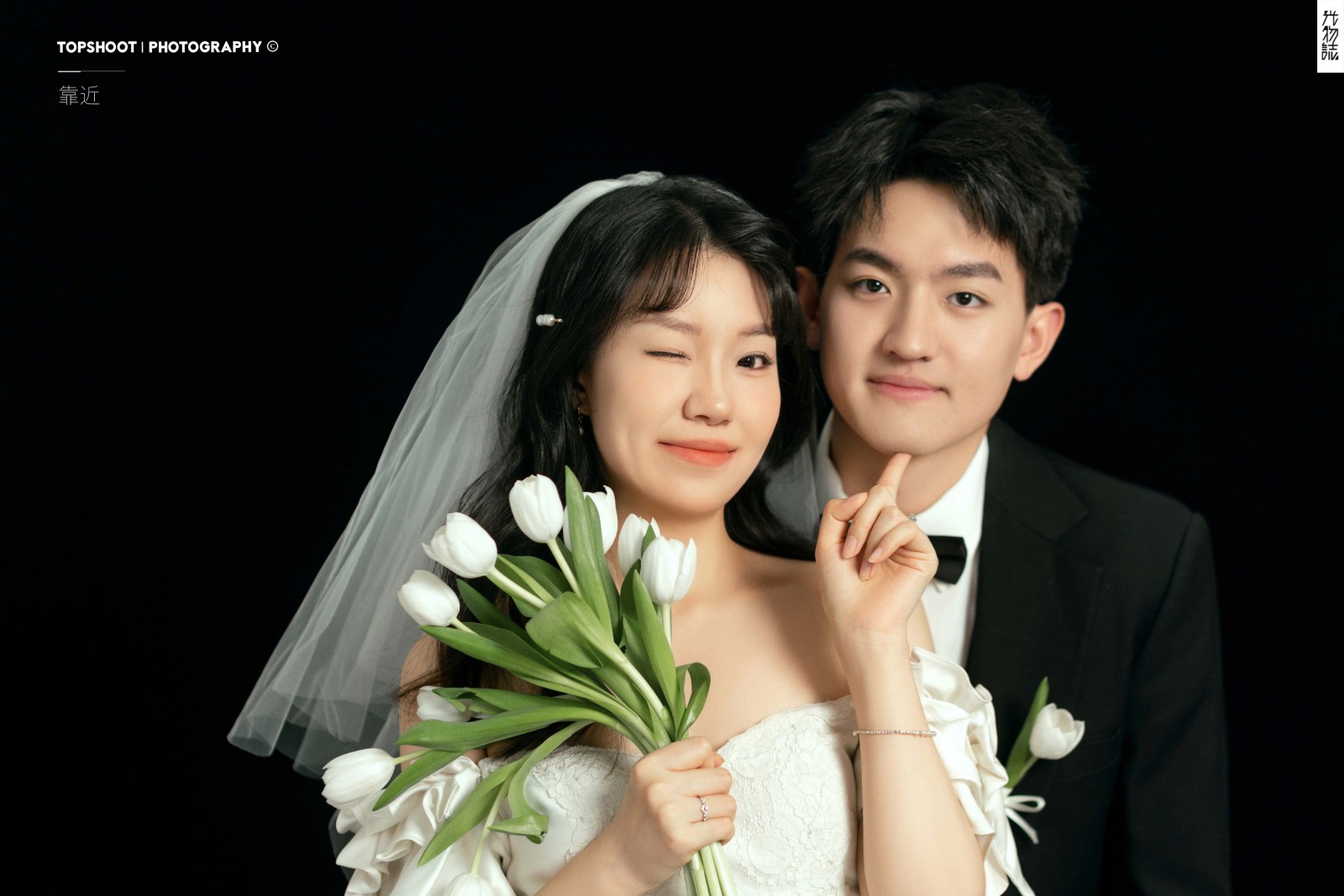 炒鸡甜~陈相东先生刘致君女士极简棚拍婚纱照、极简棚拍、木子、唠嗑型选手，构图多变、情绪拿捏，特写YYDS、婚纱照