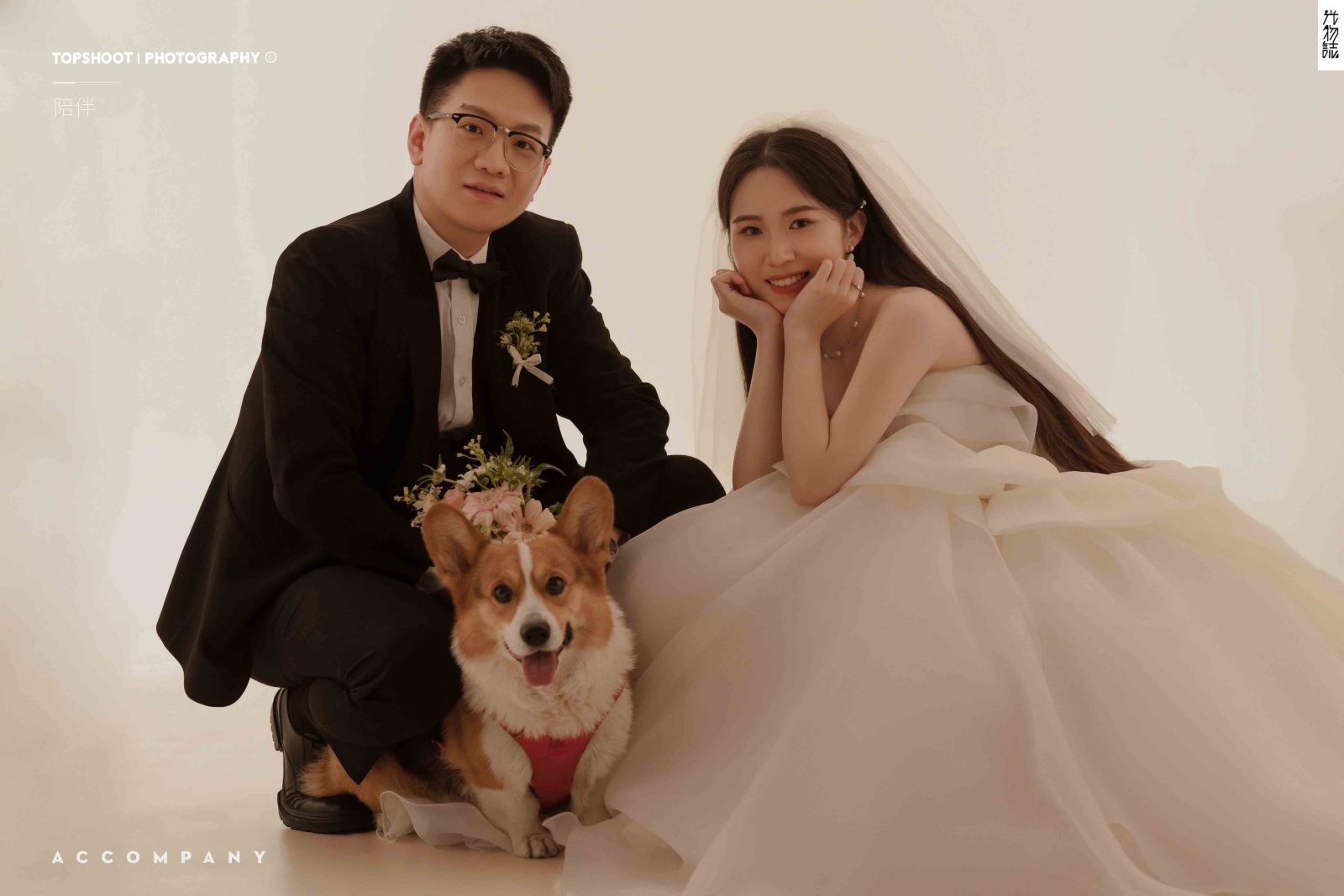 幸福感爆棚柴强先生 杜叶女士极简棚拍婚纱照、极简棚拍、韩松、行走的放大镜，现场细节，姿态指导的掌控者、婚纱照