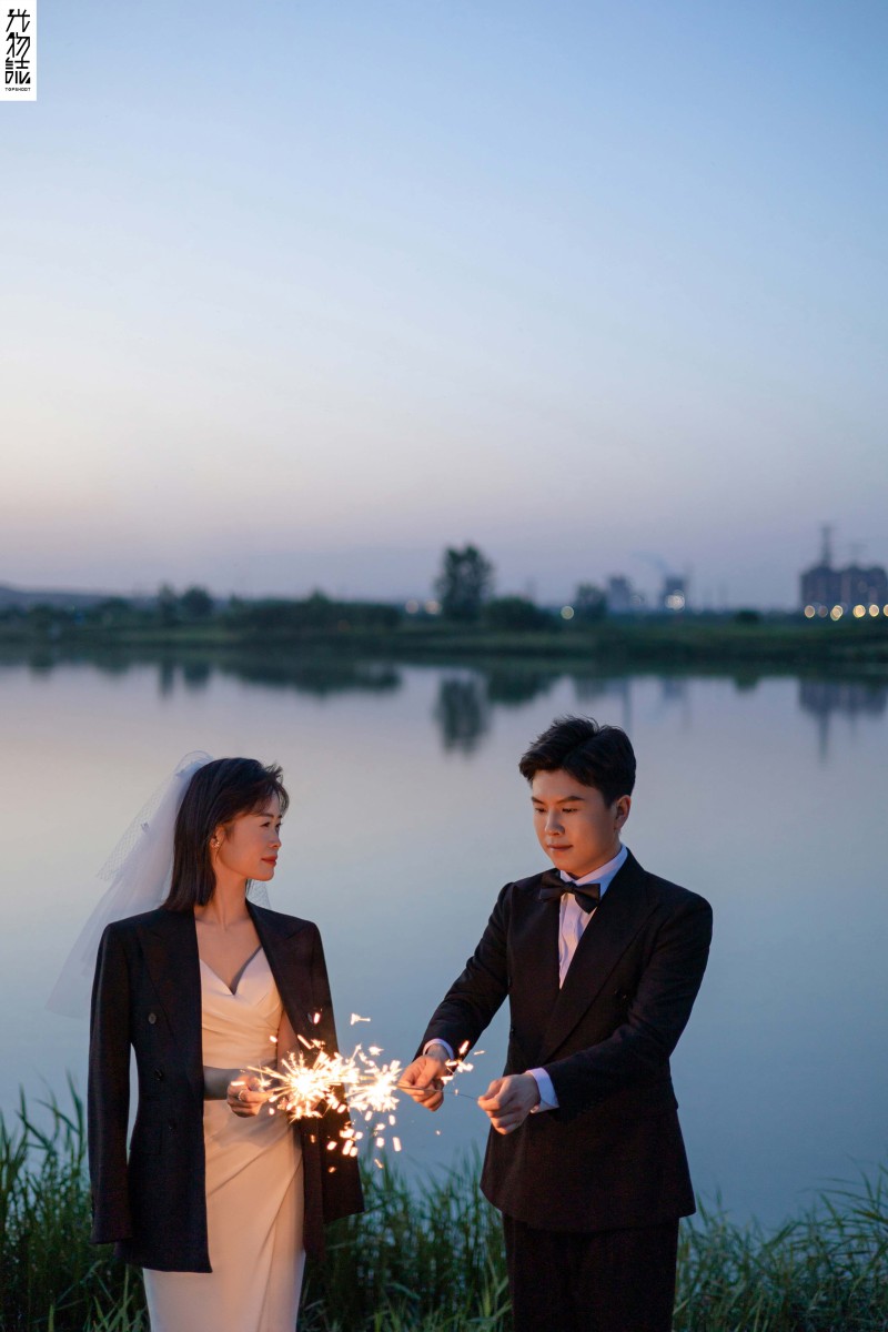 极致情绪！李毅先生黄宇女士电影纪实婚纱照、电影纪实、木子、唠嗑型选手，构图多变、情绪拿捏，特写YYDS、婚纱照