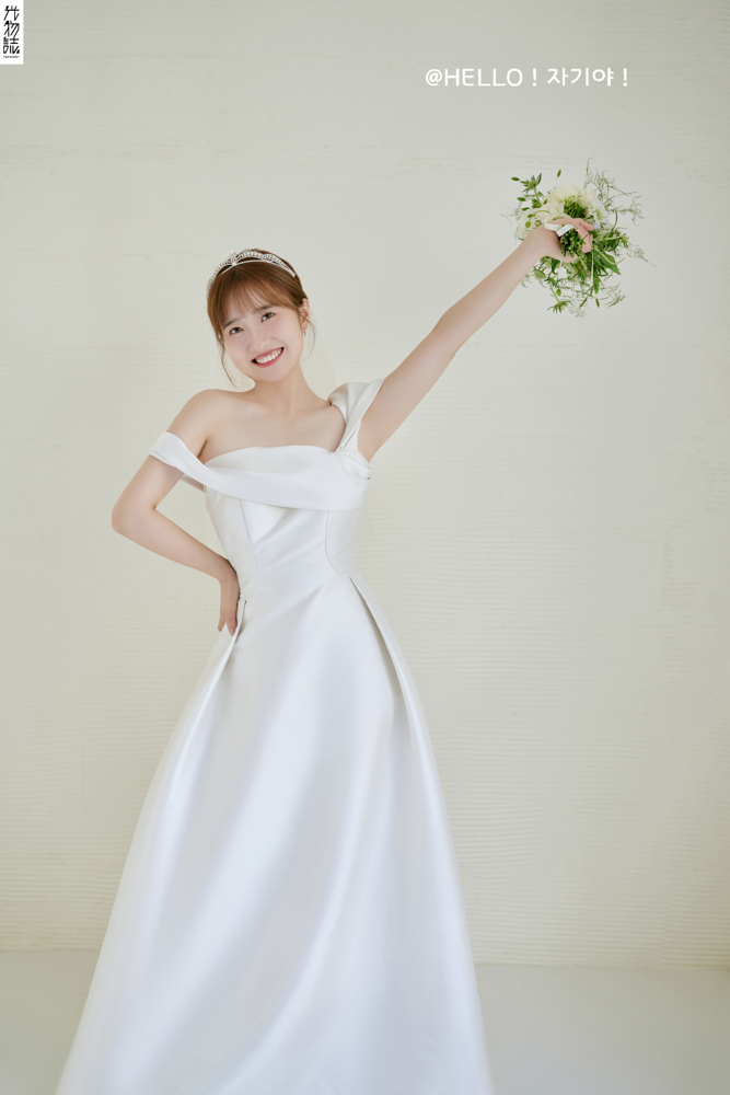 炒鸡甜~林先生拓女士极简棚拍婚纱照、极简棚拍、刘康、六边形战士，不止是沟通，拍摄想法，创造思维样样拿捏。、婚纱照