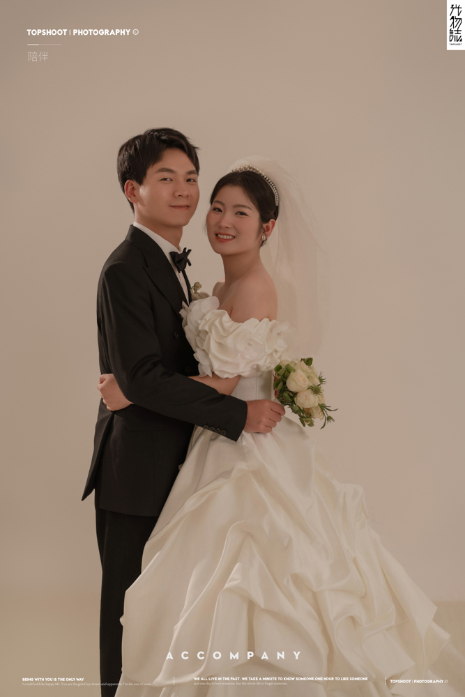 美到想哭1551赵先生李女士极简棚拍婚纱照、极简棚拍、刘康、六边形战士，不止是沟通，拍摄想法，创造思维样样拿捏。、婚纱照