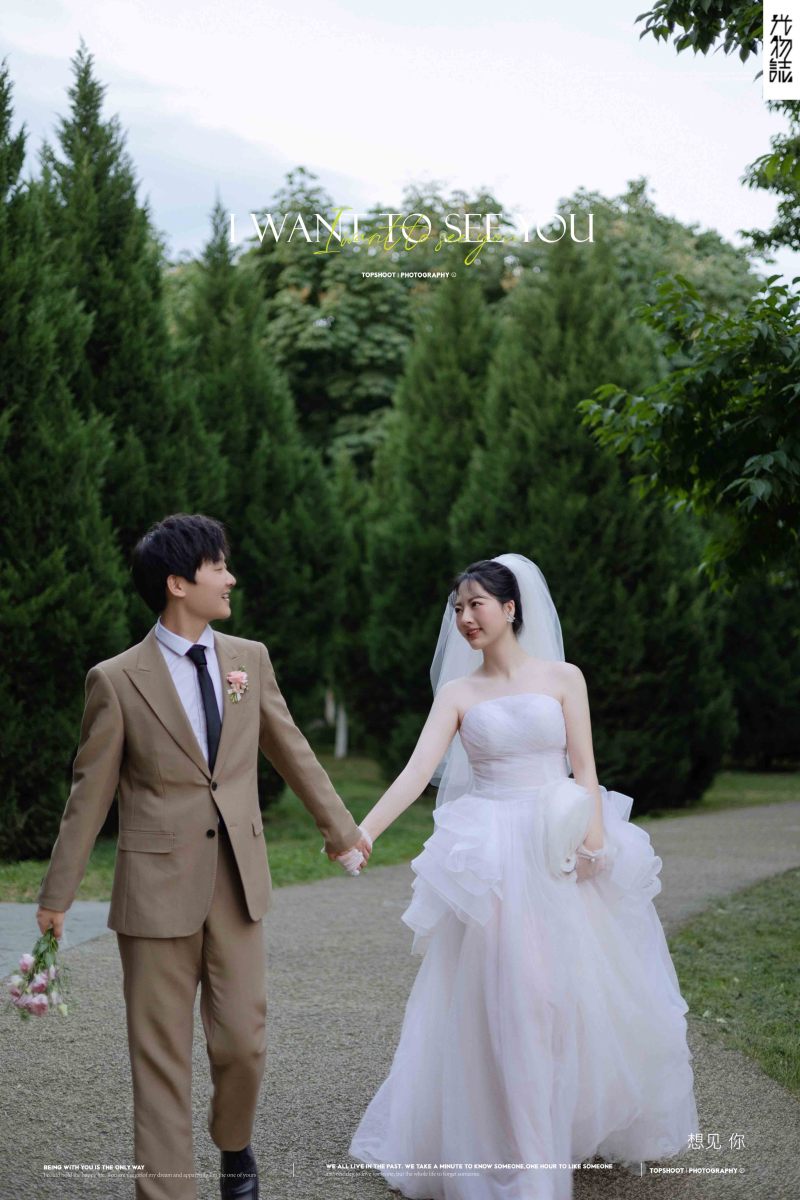 新鲜出炉:) 张浩先生韩王睿女士氛围森系婚纱照、氛围森系、韩松、行走的放大镜，现场细节，姿态指导的掌控者、婚纱照