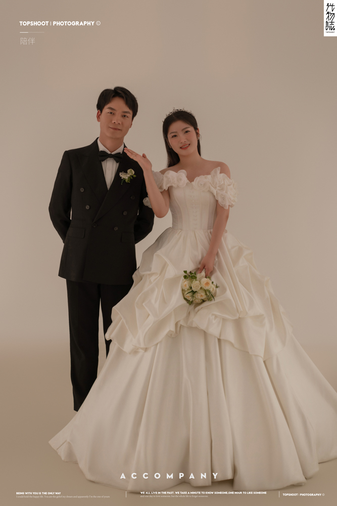 美到想哭1551赵先生李女士极简棚拍婚纱照、极简棚拍、刘康、六边形战士，不止是沟通，拍摄想法，创造思维样样拿捏。、婚纱照