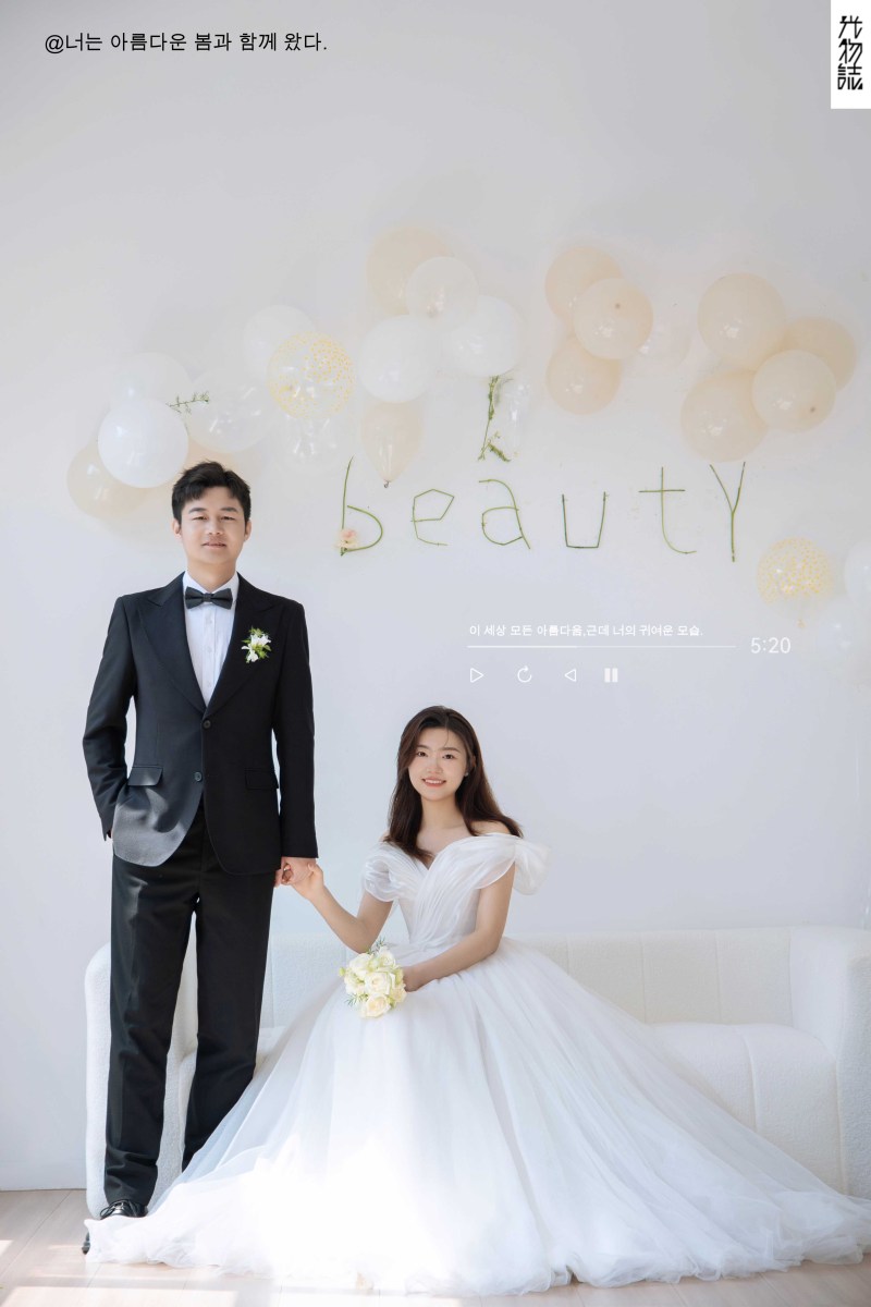 太太太太可了~~！李鹏先生李佳静女士极简棚拍婚纱照、极简棚拍、张俊杨Yinan、我想给你拍张照、婚纱照