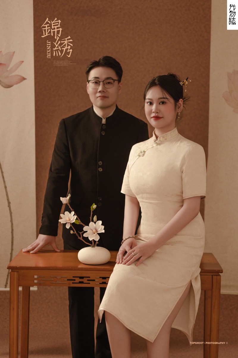 爱了~爱了~张先生肖女士怀旧复古婚纱照、怀旧复古、艾辰、偷偷练过读心术，精准预判每一个想法，细腻到心里、婚纱照