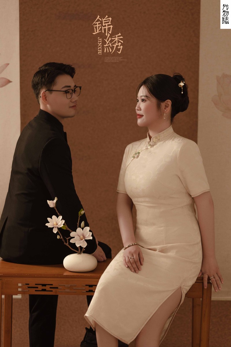 爱了~爱了~张先生肖女士怀旧复古婚纱照、怀旧复古、艾辰、偷偷练过读心术，精准预判每一个想法，细腻到心里、婚纱照