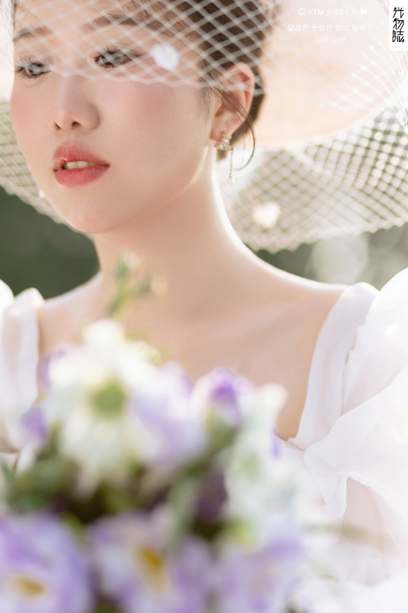 简单爱爱爱❤️郭磊先生李华女士氛围森系婚纱照、氛围森系、木子、唠嗑型选手，构图多变、情绪拿捏，特写YYDS、婚纱照