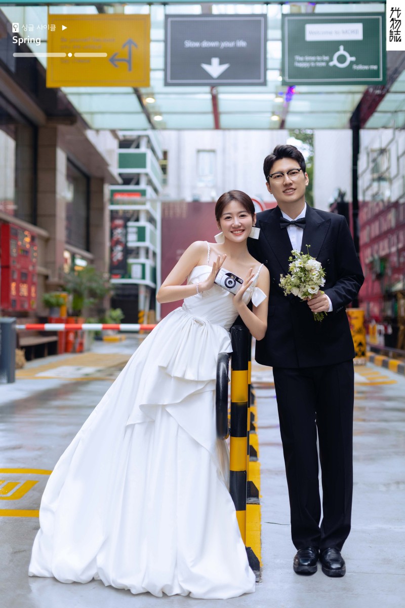 幸福感爆棚封宇轩先生刘鑫女士物誌生活婚纱照、物誌生活、木子、唠嗑型选手，构图多变、情绪拿捏，特写YYDS、婚纱照