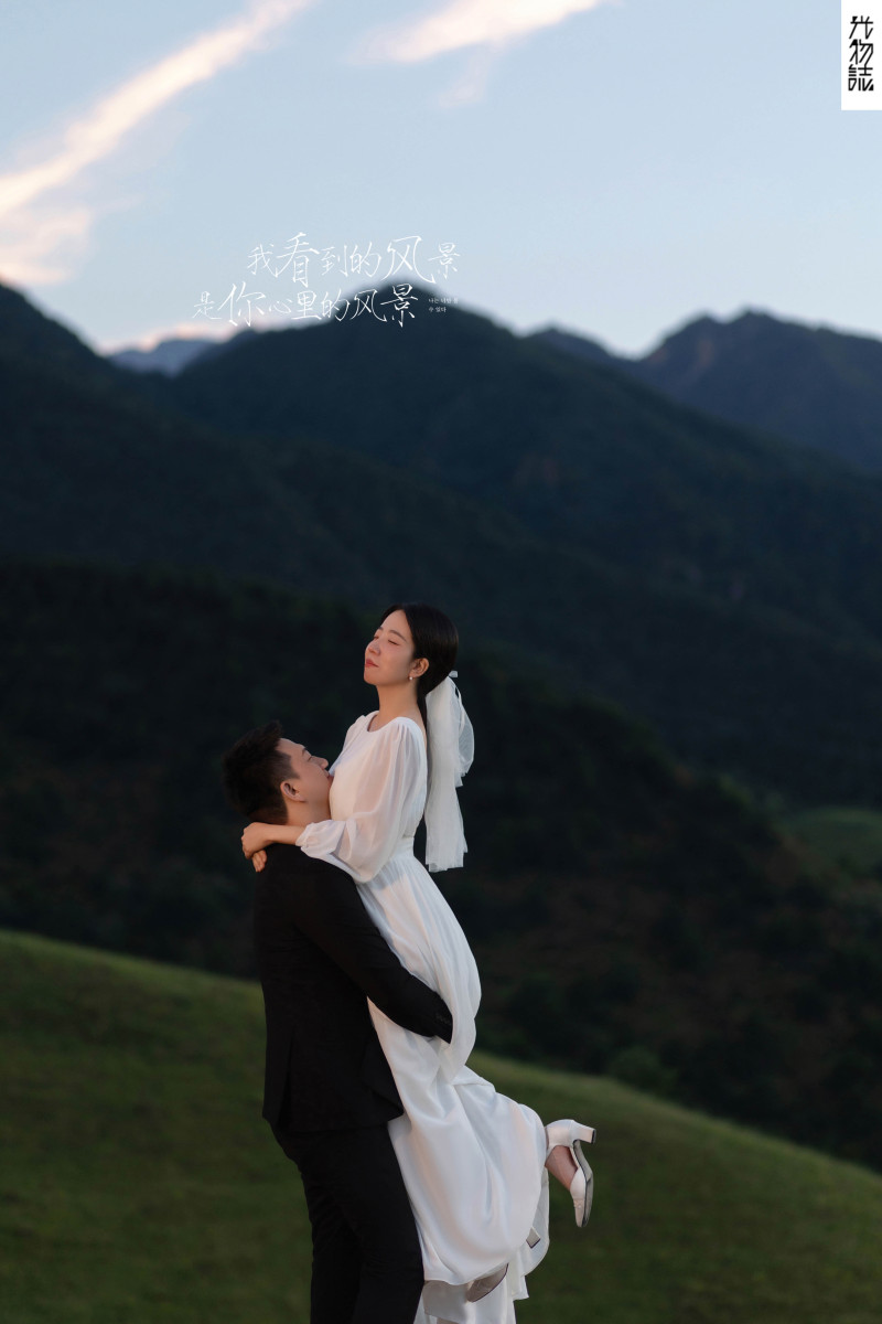 炒鸡甜~陈竹健先生李玮嫣女士氛围森系婚纱照、氛围森系、木子、唠嗑型选手，构图多变、情绪拿捏，特写YYDS、婚纱照