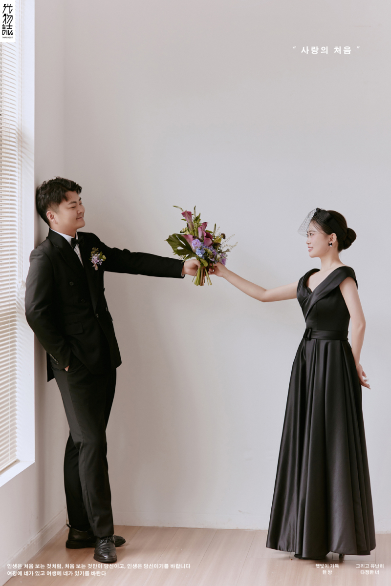 炒鸡甜~周先生李女士极简棚拍婚纱照、极简棚拍、艾辰、偷偷练过读心术，精准预判每一个想法，细腻到心里、婚纱照