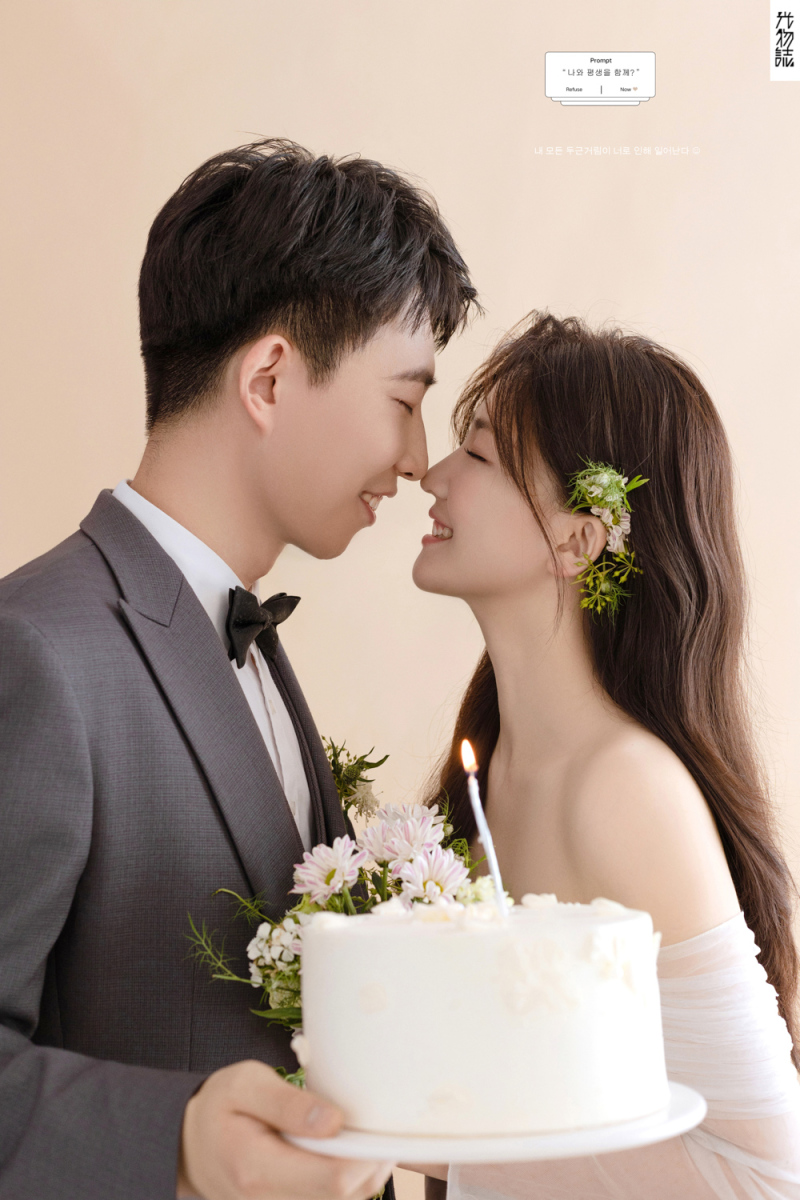 超级甜腻！庞先生周女士极简棚拍婚纱照、极简棚拍、艾辰、偷偷练过读心术，精准预判每一个想法，细腻到心里、婚纱照