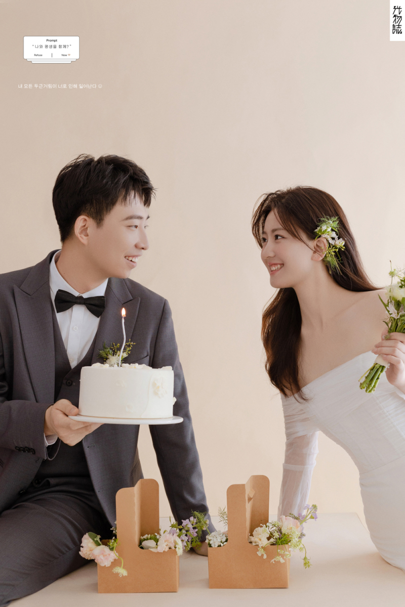 超级甜腻！庞先生周女士极简棚拍婚纱照、极简棚拍、艾辰、偷偷练过读心术，精准预判每一个想法，细腻到心里、婚纱照