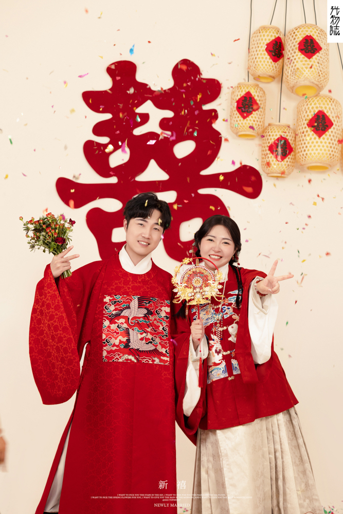 可甜可爱da崔鹏先生宋香香女士中式传承婚纱照、中式传承、徐才皓、好像在听单口相声，开心到直不起腰，幸福感MAX、婚纱照