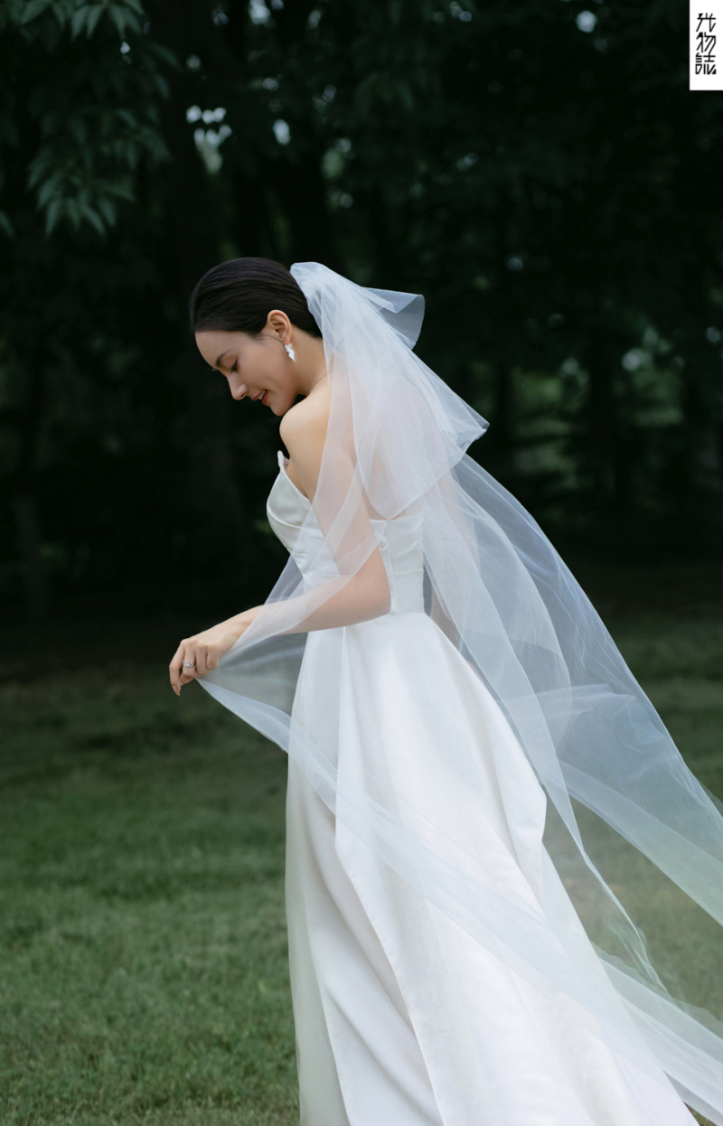 极致情绪！胡先生李女士氛围森系婚纱照、氛围森系、艾辰、偷偷练过读心术，精准预判每一个想法，细腻到心里、婚纱照