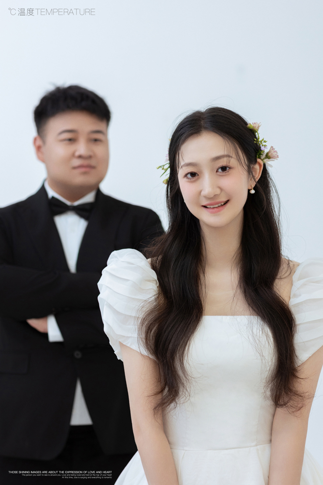 亲爱的你、极简棚拍、